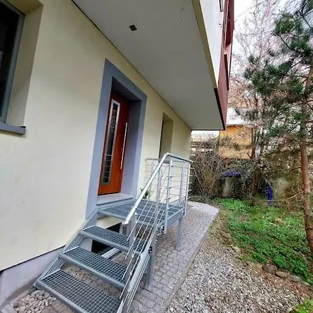 Stilvolle Ferienwohnung Im Grunen - Sehr Zentral